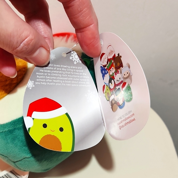 ❤️AUSTIN THE AVOCADO - SQUISHMALLOWS HOLIDAY - 4.5" PLUSHIE - NEW WITH TAG - Picture 4 of 7